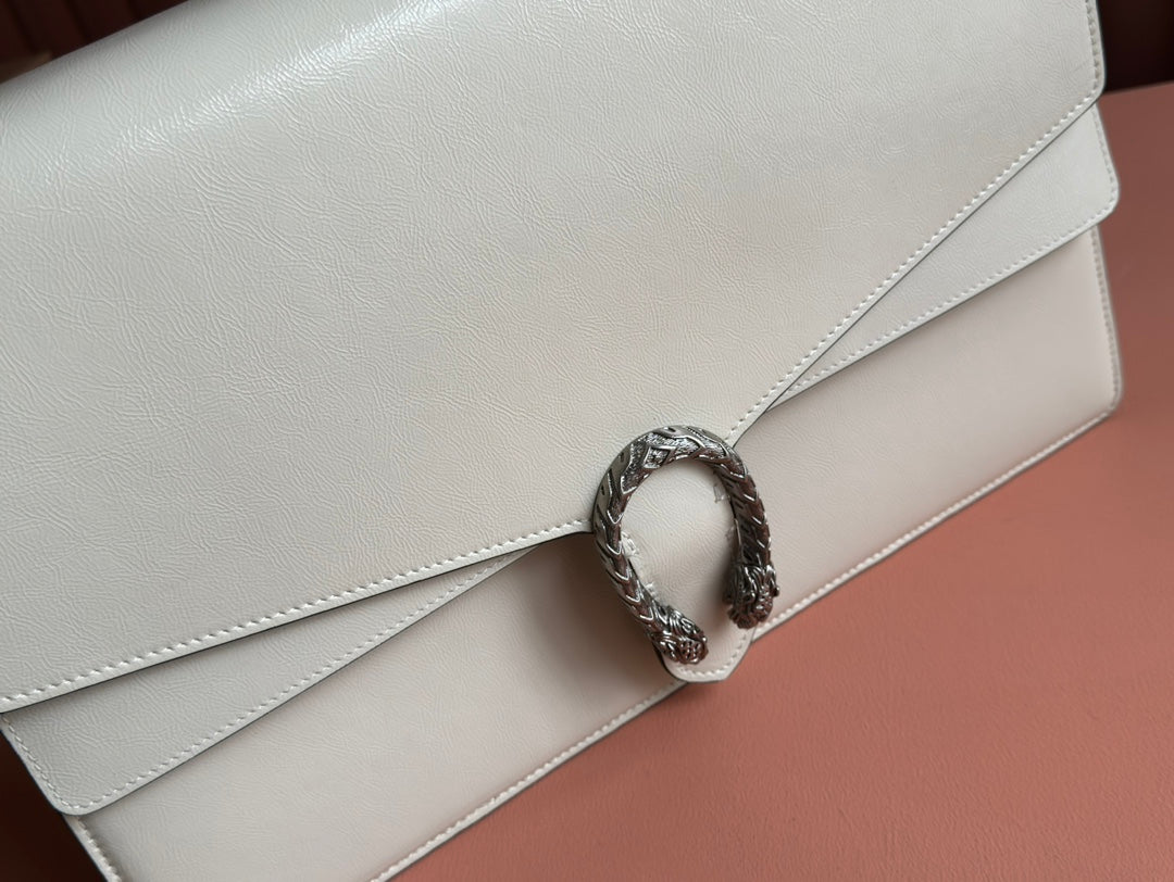 Gucci Dionysus Lagre Shoulder Bag 42 in Off White Glossy Lambskin