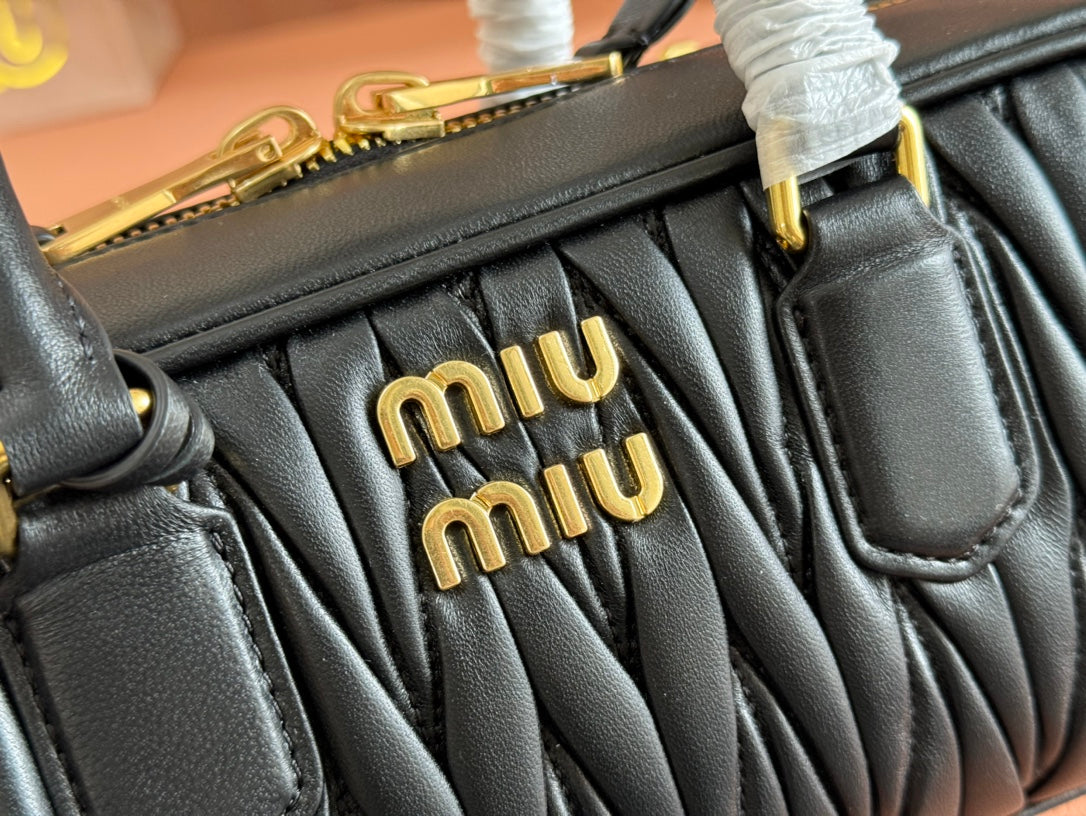 Arcadie Matelassé Bag 27 in Black Calfskin Gold Hardware