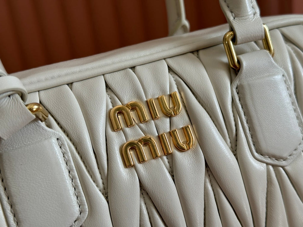 Arcadie Matelassé Bag 24 in White Lambskin Gold Hardware