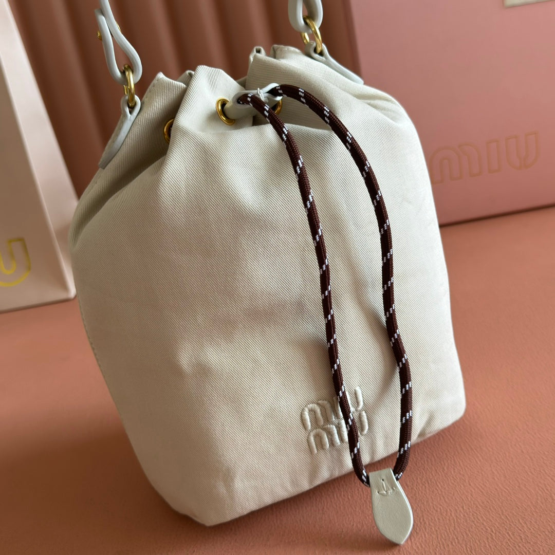 Gabadine Pouch 22.5 in Plaster White Canvas Brown Drawstring