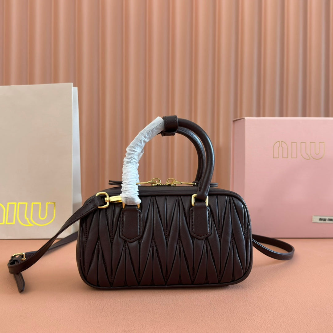 Arcadie Mini Bag 19 Black in Matelassé Nappa Leather