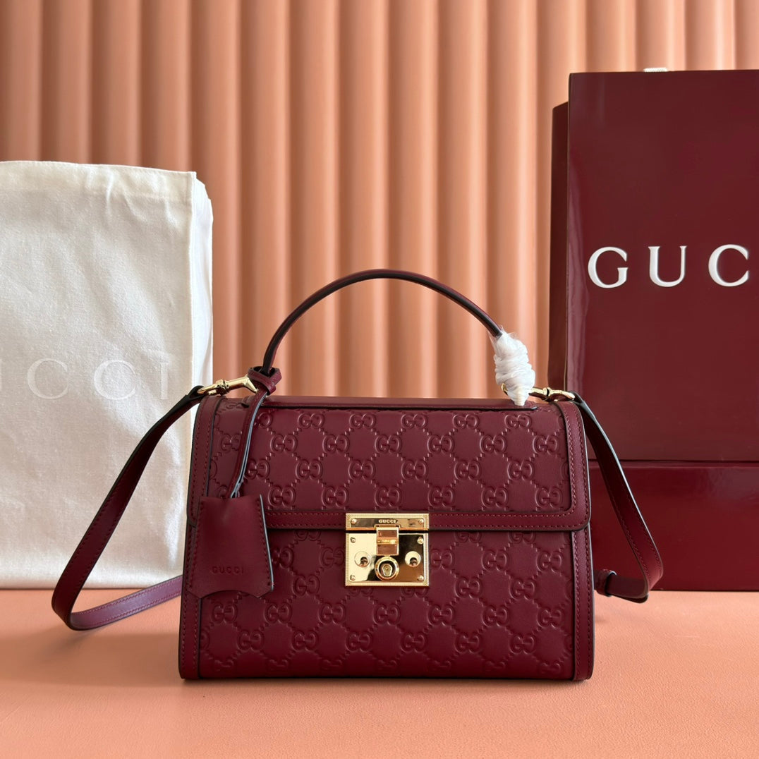 Gucci 26S Padlock Bag 26 in Dark Red Embossed Calfskin