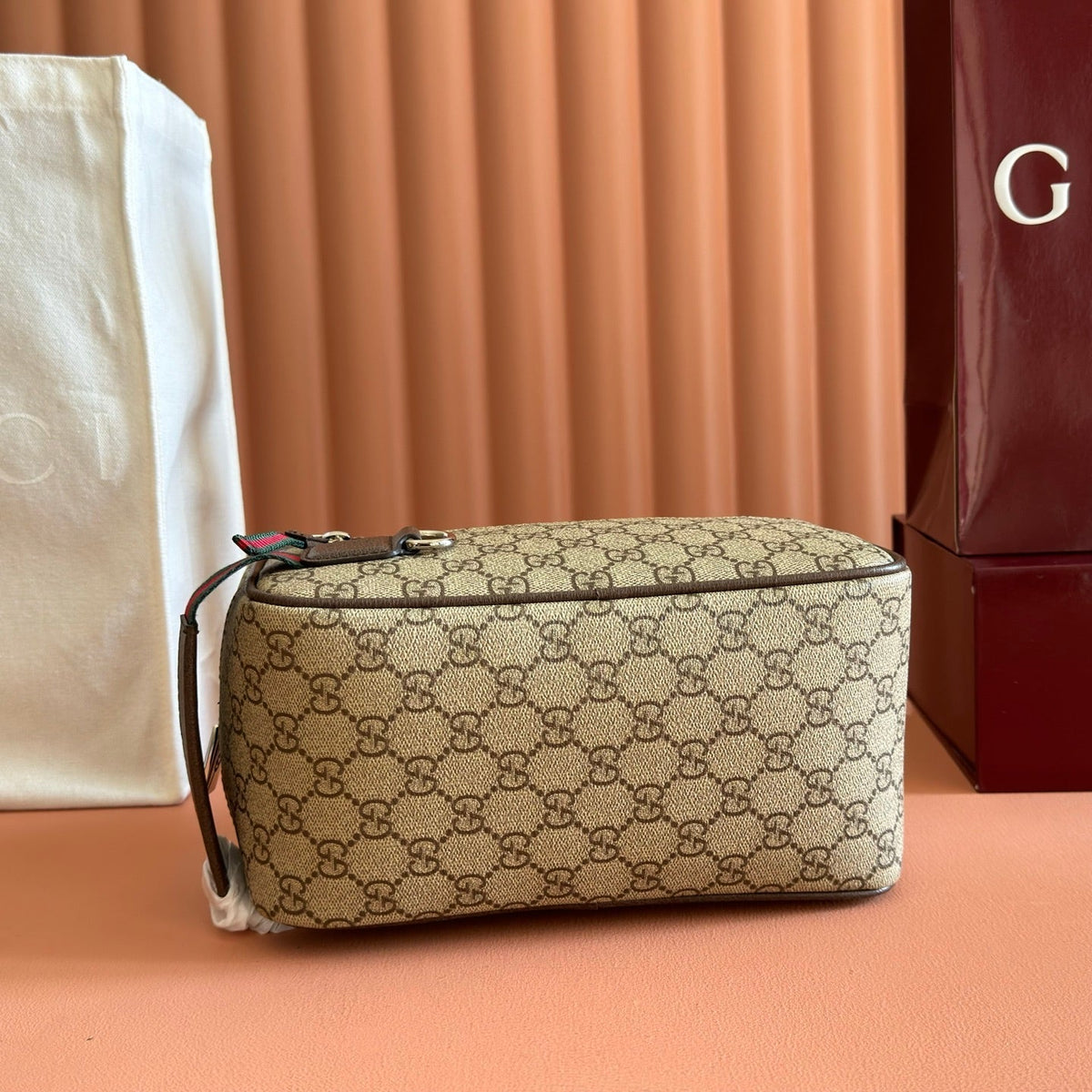 Gucci 26S Toiletry Case 28 in Dark Beige and Brown Canvas Bag