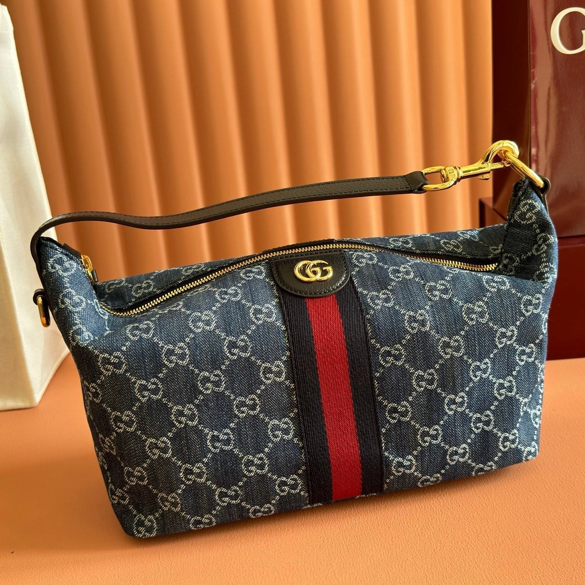 Gucci 26S Giglio Top Handle Bag 27 in Blue and White Denim