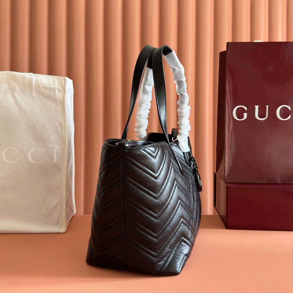 Gucci 26S Marmont Tote Bag 30 in Black Calfskin