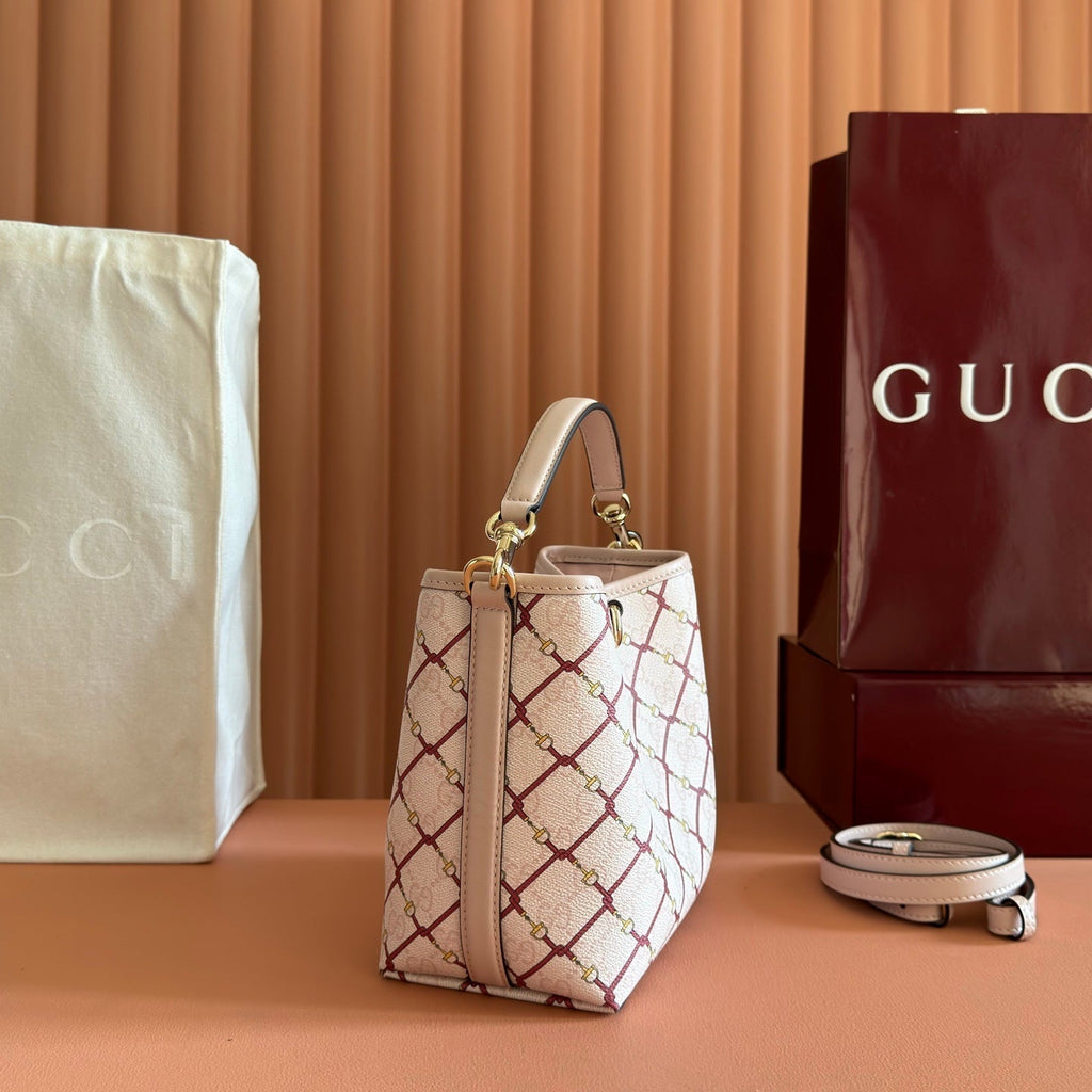 Gucci 26S Emblem Bucket Bag 19 in Light Pink Coated Fabric