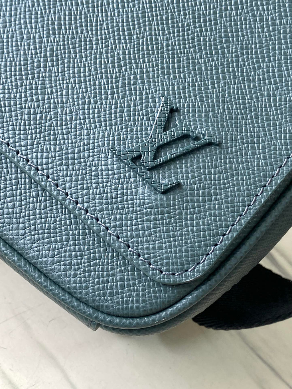Louis Vuitton District PM 26 in Celeste Green Calfskin Bag