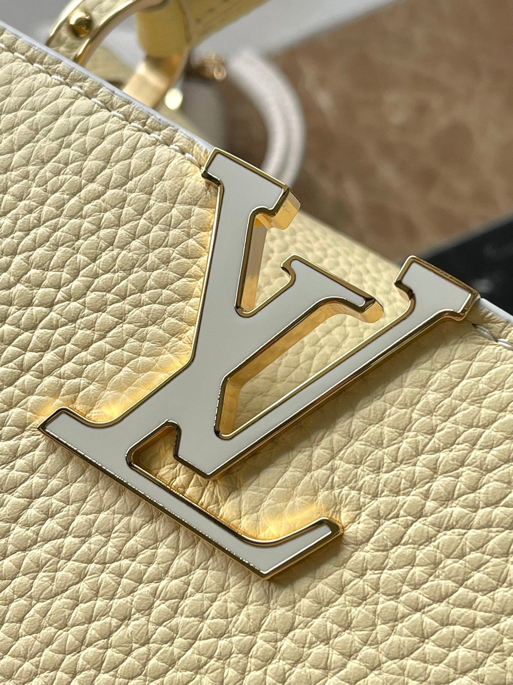 Louis Vuitton Capucines BB 26 in Banana Yellow Taurillon Bag