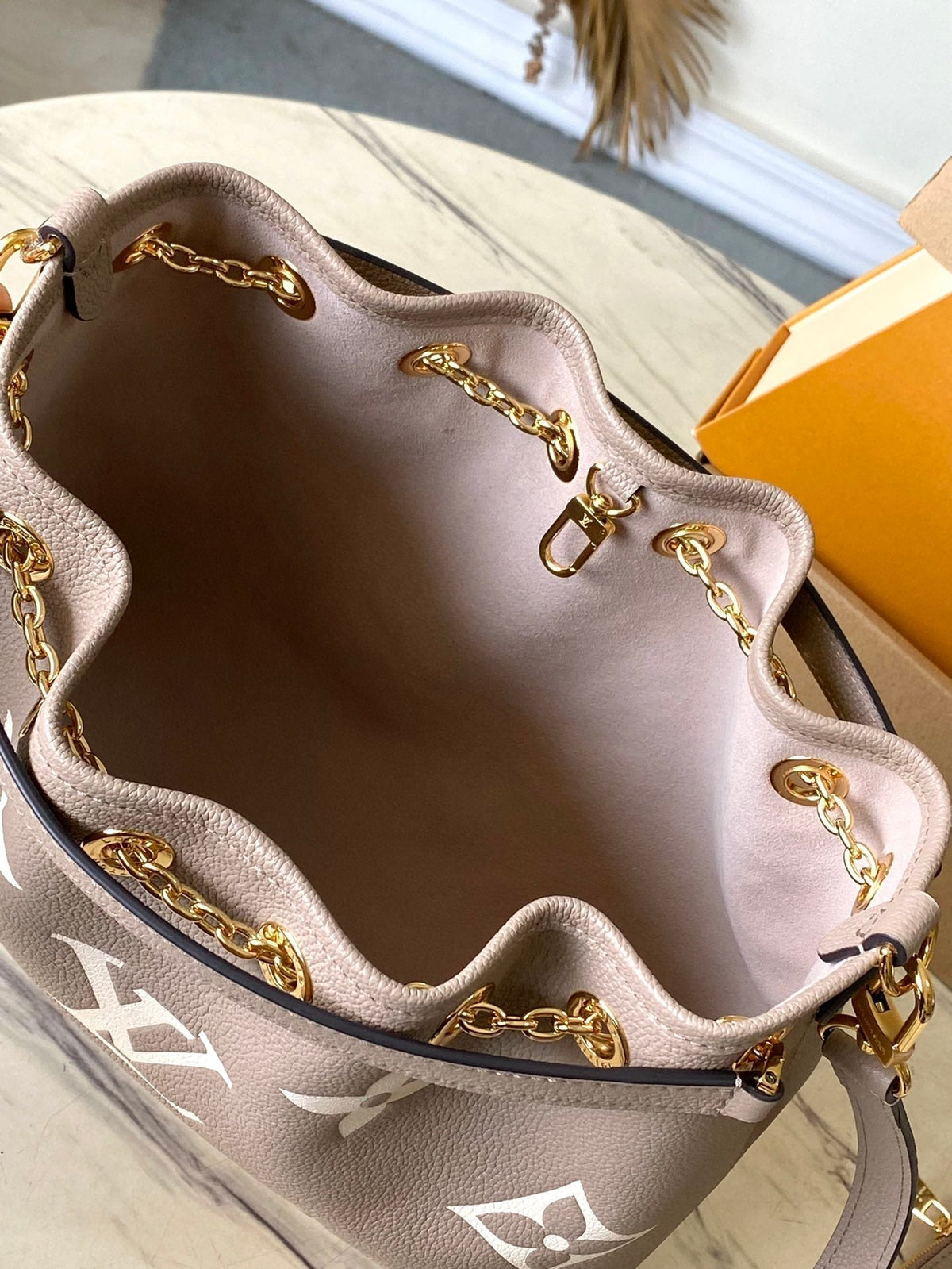 Louis Vuitton Bundle 28 in Tourterelle White Monogram Empreinte Leather Gold Hardware Bag