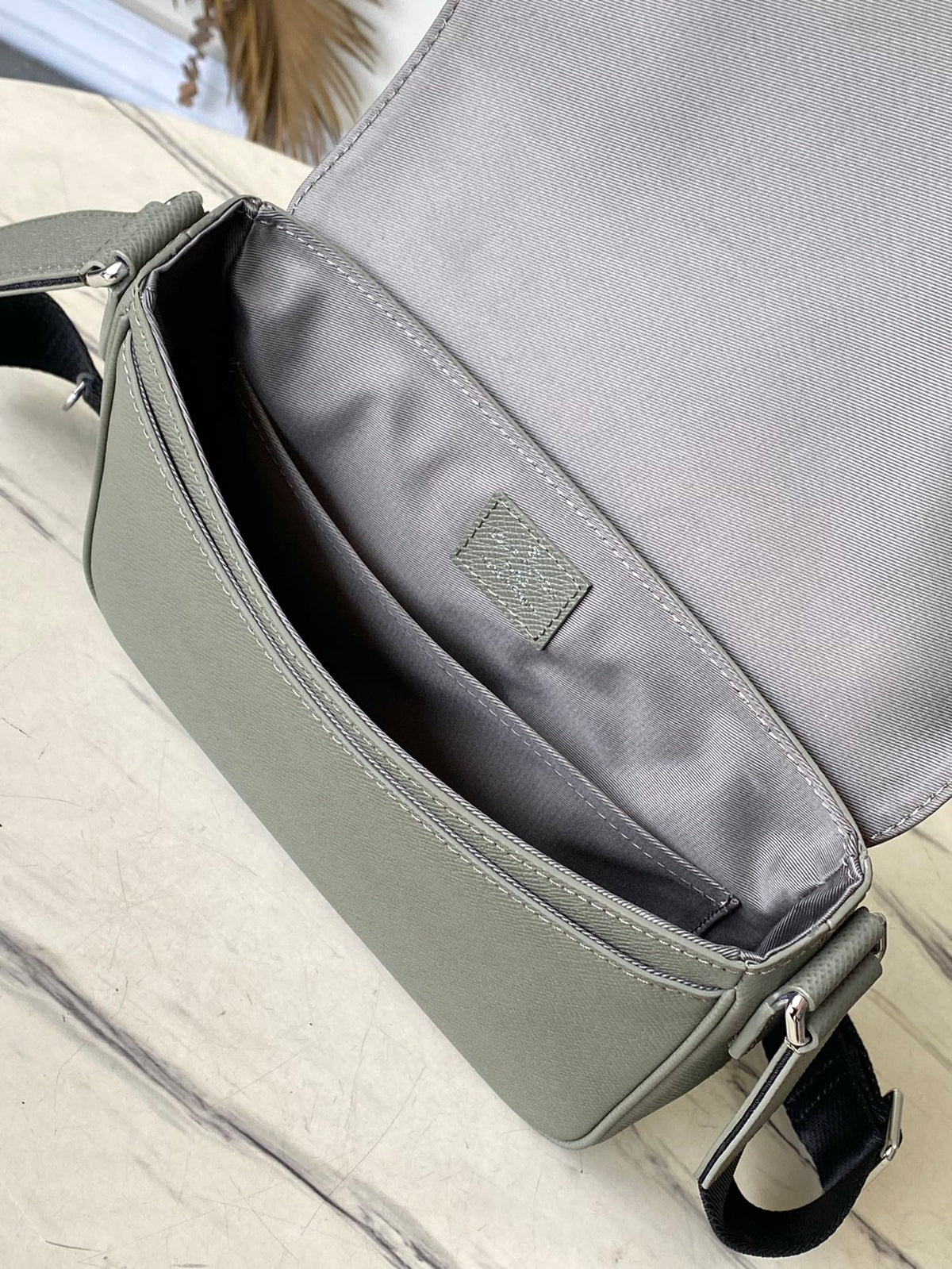 Louis Vuitton District PM 26 in Khaki Green Calfskin Bag