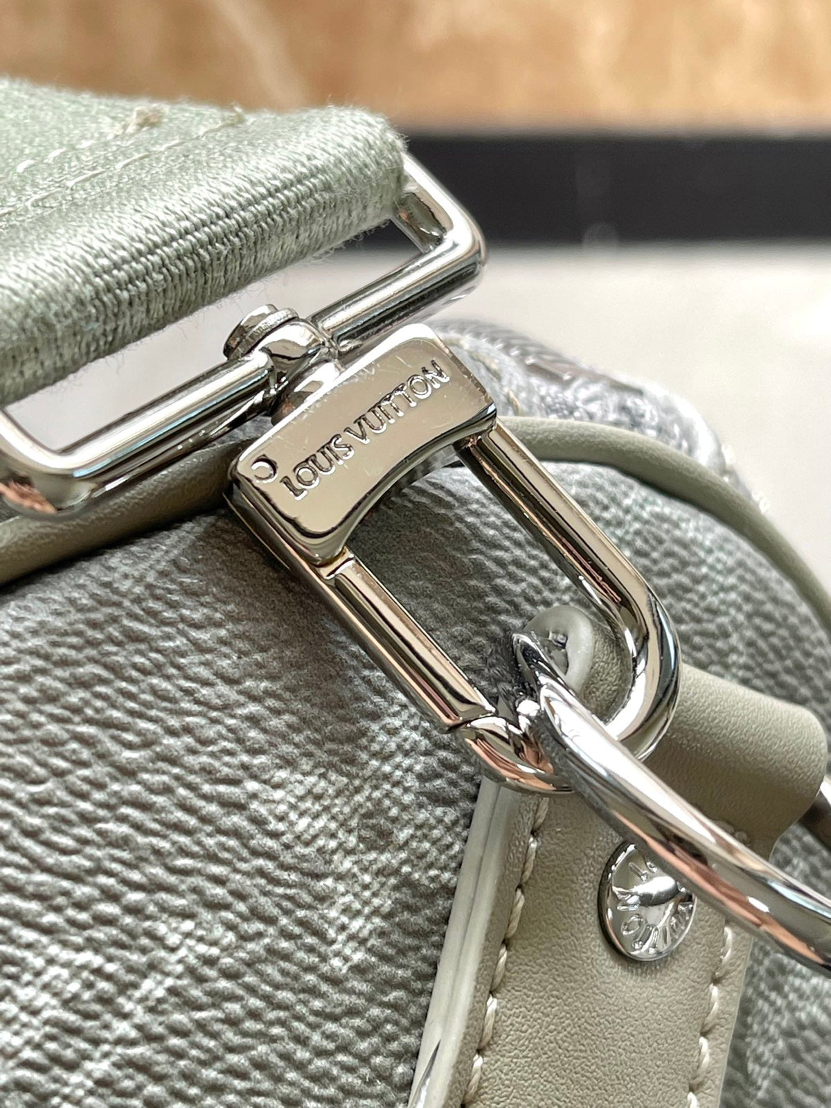 Louis Vuitton Keepall Bandoulière 45 in Gray Monogram Gradient Canvas Bag