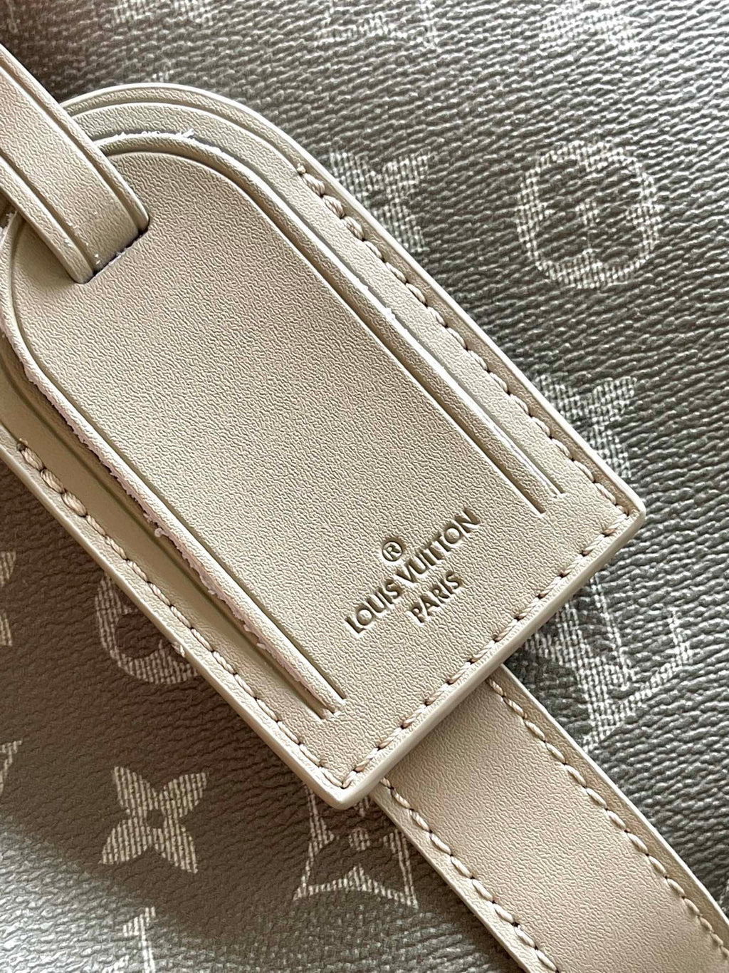 Louis Vuitton Keepall Bandoulière 45 in Gray Monogram Gradient Canvas Bag