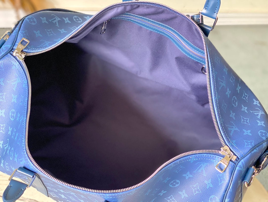 Louis Vuitton Keepall Bandoulière 55 in Navy Green Monogram Gradient Canvas Bag