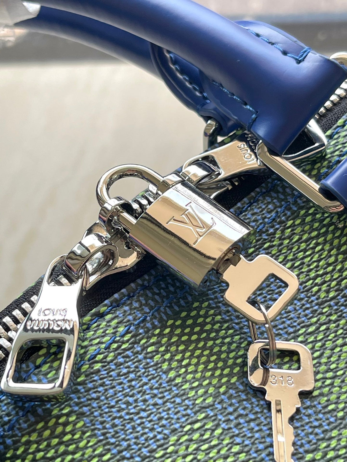 Louis Vuitton Keepall Bandoulière 45 in Blue Green Damier Heritage Coated Canvas Bag
