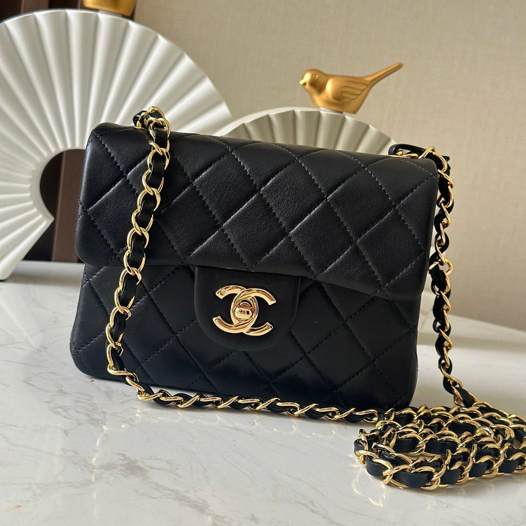 Chanel 25S Mini Flap Bag 18 in Black Lambskin with Gold Hardware
