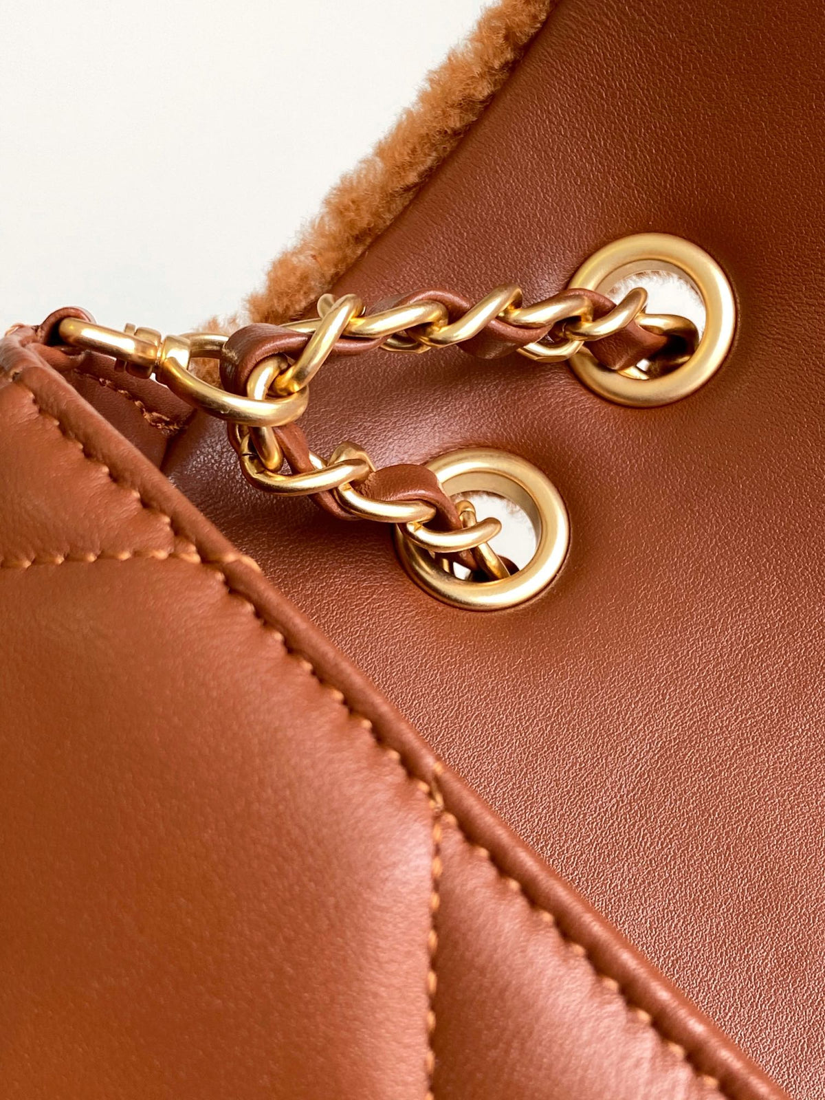 Chanel 25S Flap Bag 23.5 cm in Brown Wool and Lambskin