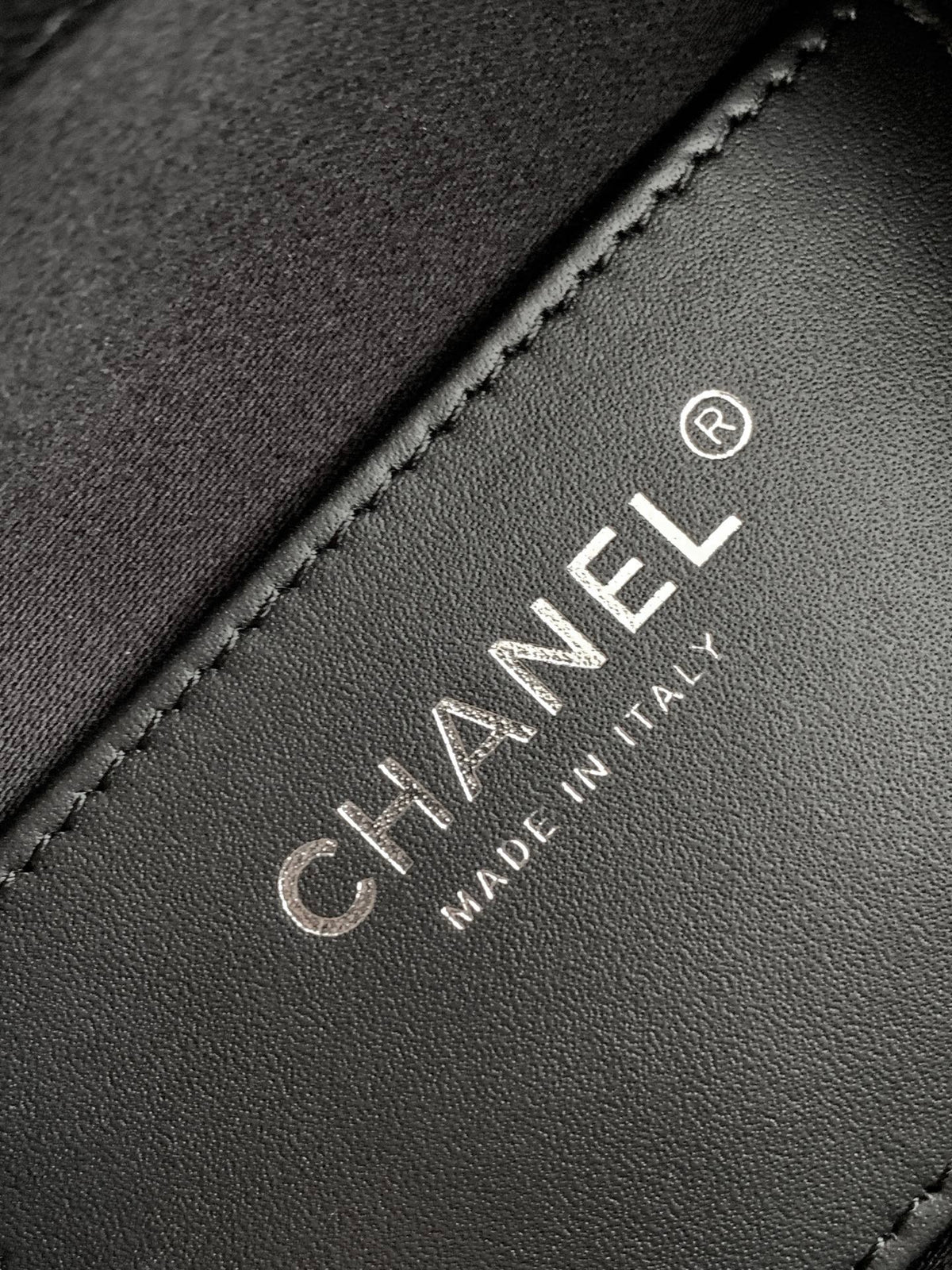 Chanel 25S Hobo Bag 22 in Black Caviar Leather Style 1