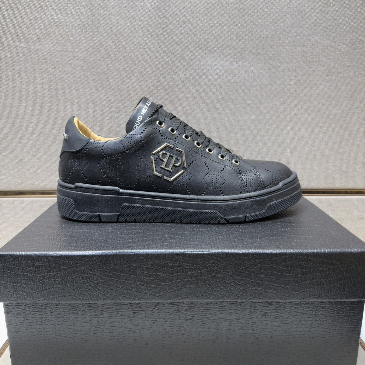 Philipp Plein Textured Low-Top Sneakers — side