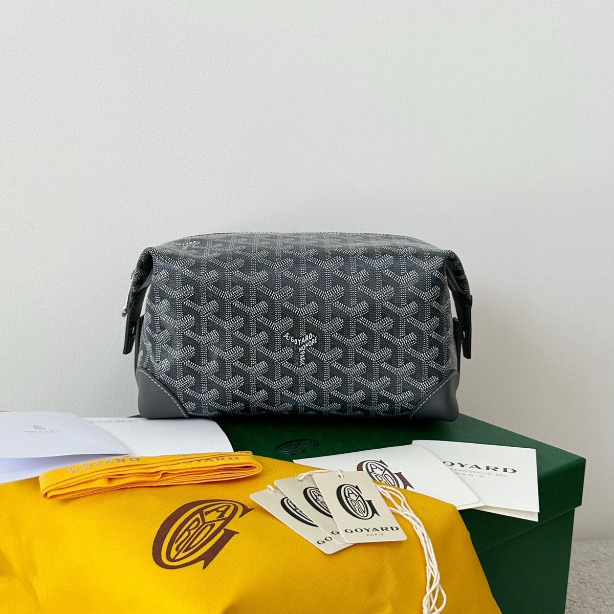 Goyard Goya Cosmetic Bag 24cm Grey Canvas