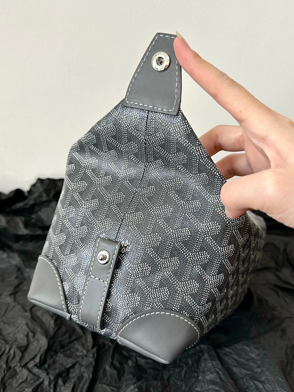 Goyard Goya Cosmetic Bag 24cm Grey Canvas