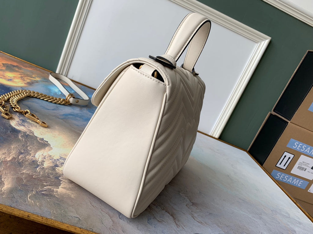 Gucci Marmont 26.5cm White Calfskin Gold Hardware Bag